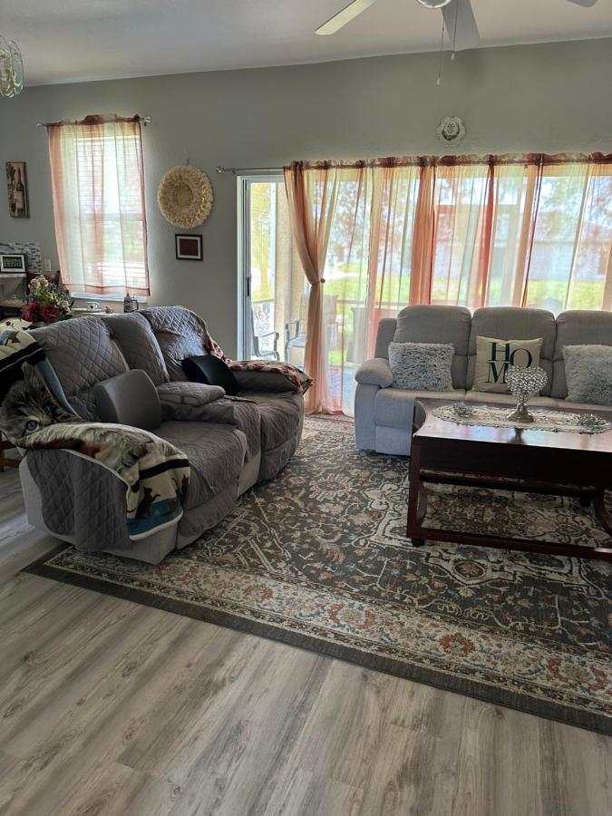 Quiet Room In A Family Home Лихай Ейкърс Екстериор снимка